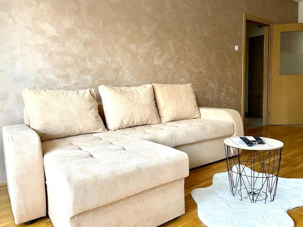 Nakii Apartmani Podgorica Extérieur photo